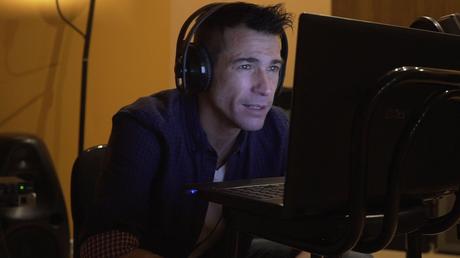 Juan José Ballesta pone voz a ‘Pleno desfase’, el audiolibro de la primera novela de Óscar García-Pelayo