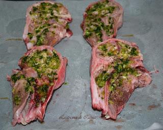 Cabeza de cabrito asada