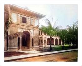 El Hospital Colón...🩺🔬💉💊