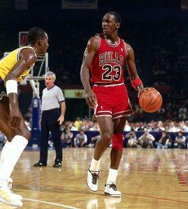 亚博APP下载|王汀时尚写真曝光 多重风格诠释反转魅力 亚博APP下载|王汀时尚写真曝光 多重风格诠释反转魅力