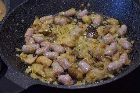 Arroz con salchichas setas y alcachofas Arroz con salchichas setas y alcachofas