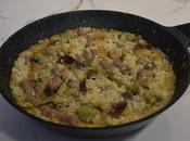 Arroz salchichas setas alcachofas