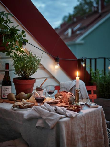 delikatissen white decor scandinavian decor plantas de interior nordic interiors minihuerto en casa interiors with flowers and plants flower decor estilo nórdico decorar con macetas decoración nórdica decoración en blanco decoracion con plantas decoración blanca cozy decor charming decor  