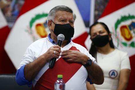 César Acuña pide aceptar los resultados electorales