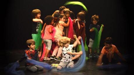 Cuarta Pared: convertirse en ‘artistas’ en un teatro de verdad Cuarta Pared: convertirse en ‘artistas’ en un teatro de verdad