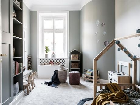 delikatissen wood moldings scandinavian decor scandinavian apartment rosetones de escayola plaster moldings nordic elegant apartment molduras techo y paredes estilo nórdico estilo clásico elegant scandinavian style decoración señorial decoración principios del siglo xx decoración nórdica clásica decoración elegante decoración edificio señorial ceiling decorations  