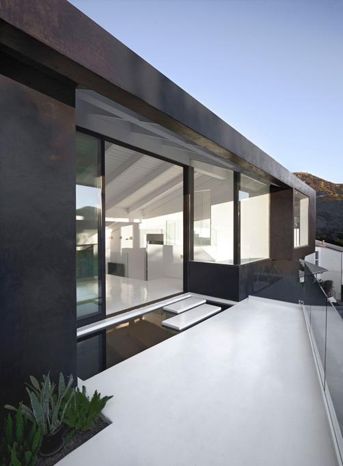 Una casa en las colinas de Hollywood
