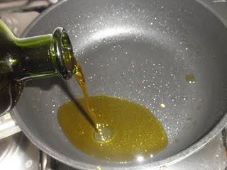 Cazuelita de salmonetes con limón al romero