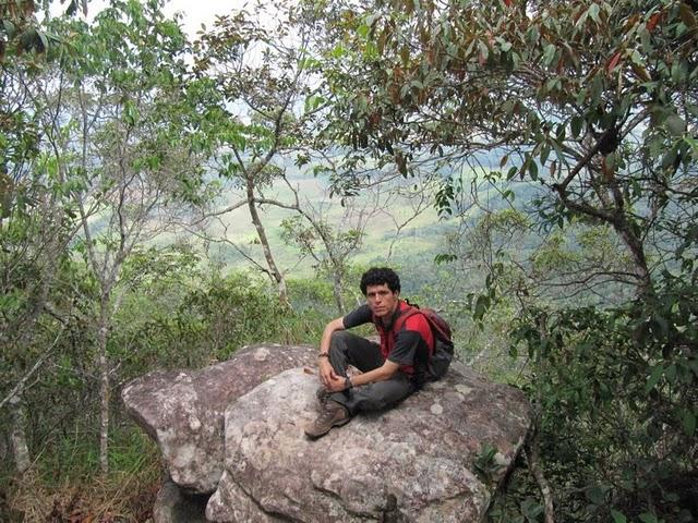 TREKKING EN LA SELVA II: HACIA LA CIMA DEL MORRO DE CALZADA