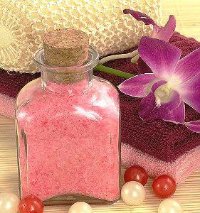 sales_de_baño_caseras_rosas Prepara sales de baño