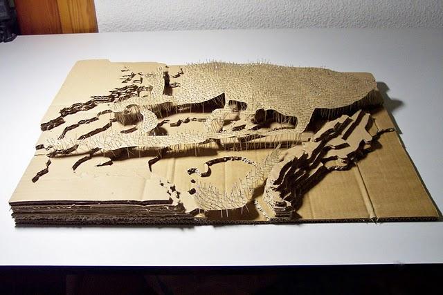 El cuadro de cartón y alfileres de Radi