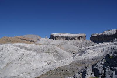 RUTA  AL TAILLON , BRECHA DE ROLANDO Y GRUTA HELADA DE CASTERET -PIRINEO ARAGONES ORDESA