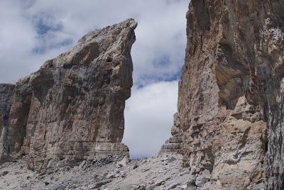 RUTA  AL TAILLON , BRECHA DE ROLANDO Y GRUTA HELADA DE CASTERET -PIRINEO ARAGONES ORDESA