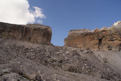 RUTA  AL TAILLON , BRECHA DE ROLANDO Y GRUTA HELADA DE CASTERET -PIRINEO ARAGONES ORDESA