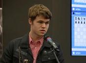 Carlsen Oscar Ceremonia Apertura Memorial Botvinnik 2011