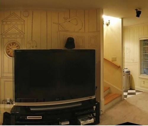 Hombre dibuja toda su casa con plumón