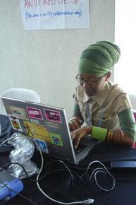 Las TIC y el Activismo Feminista: Reflexión sobre los Beneficios e Insuficiencias