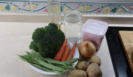 Los ingredientes necesarios para hacer el puré de verdura con Mambo
