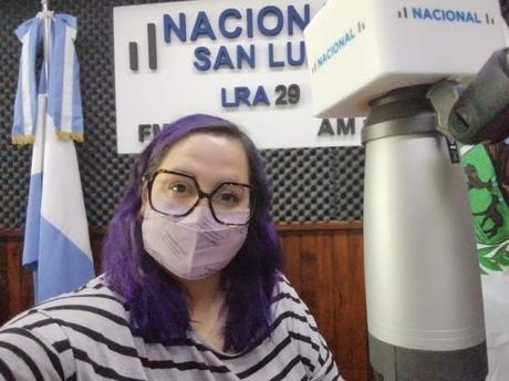 Elina Gómez Martin, nos entrevistó para Radio Nacional San Luis Elina Gómez Martin, nos entrevistó para Radio Nacional San Luis