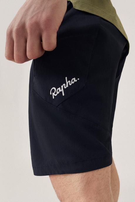 Rapha lanza su línea de ropa para MTB Performance Trail Wear Rapha lanza su línea de ropa para MTB Performance Trail Wear