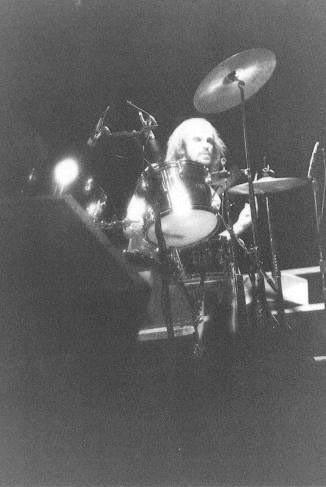 Van der Graaf Generator - The Aerosol Grey Machine (1968) Van der Graaf Generator - The Aerosol Grey Machine (1968)