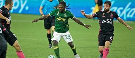 Yimmi Chara Bayern / yimmi-chara | Aldo Flores