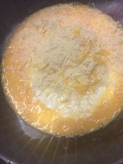 QUICHE DE ALCACHOFAS, ESPARRAGOS Y AJITOS TIERNOS QUICHE DE ALCACHOFAS, ESPARRAGOS Y AJITOS TIERNOS