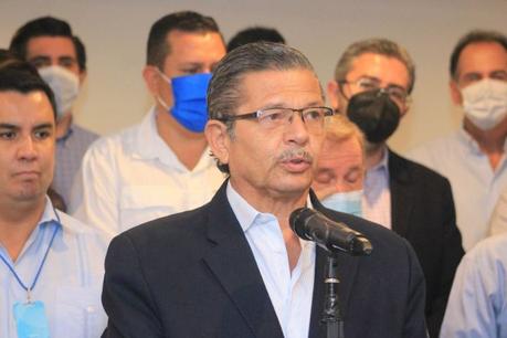 Octavio Pedroza reconoce el triunfo de Ricardo Gallardo