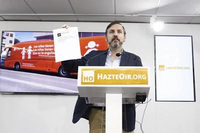 28 meses después, Vox, el PP y Cs vuelven a manifestarse en Colón, pero sin foto… ¿Es un éxito o un bluf? 28 meses después, Vox, el PP y Cs vuelven a manifestarse en Colón, pero sin foto… ¿Es un éxito o un bluf?