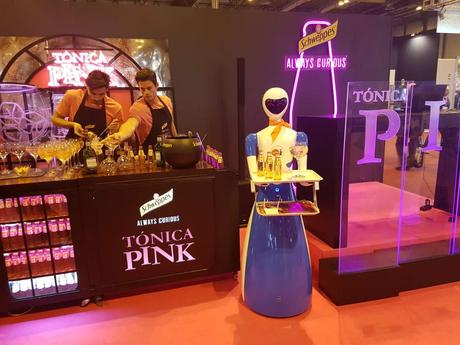 Los robots para hoteles de Futura Vive Los robots para hoteles de Futura Vive