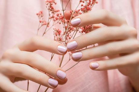 Cientos de esmaltes de colores semipermanentes en Beauty & Shop