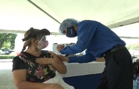 Gremio médico advierte lentitud en proceso de vacunación en Nueva Esparta Gremio médico advierte lentitud en proceso de vacunación en Nueva Esparta