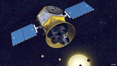 Diálogos en la Estación Intermodal Atemporal. Diálogo Nº 5 Diálogos en la Estación Intermodal Atemporal. Diálogo Nº 5