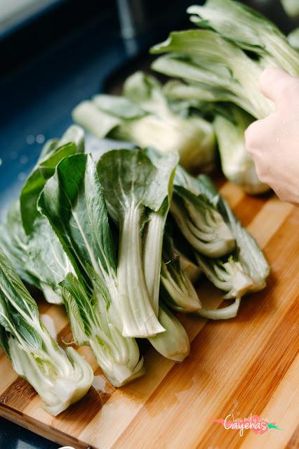 Bok choy con salsa de miso  / 청경채 된장무침