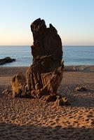 Espectacular roca icono de Platja d'Aro. Cavall Bernat Playas de ensueño en la Costa Brava