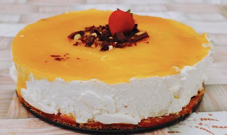 TARTA MOUSSE DE YOGUR CON MERMELADA DE MANGO