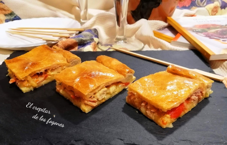 EMPANADA DE POLLO Y LOMO (con masa casera fácil y rápida)