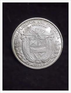 Moneda de medio Balboa acuñada en 1953