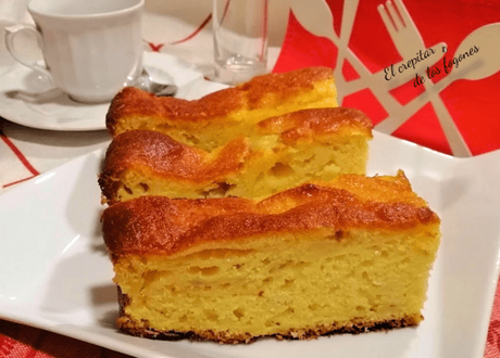 PASTEL DE QUESO, PLÁTANO Y MANZANA PASTEL DE QUESO, PLÁTANO Y MANZANA