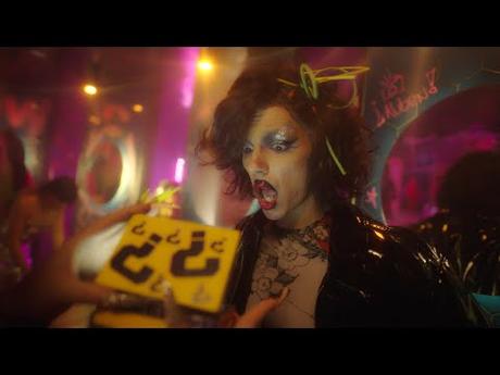 [Vídeo Telúrico] Samantha Hudson (con La Prohibida & Putochinomaricón) - Disco Jet Lag