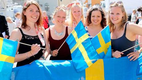 Diálogos en la Estación Intermodal Atemporal. Diálogo Nº 11 Diálogos en la Estación Intermodal Atemporal. Diálogo Nº 11