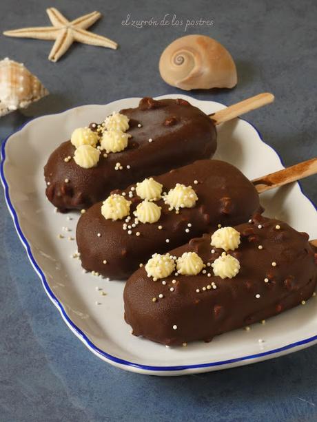 Polos de Leche bañados en Chocolate