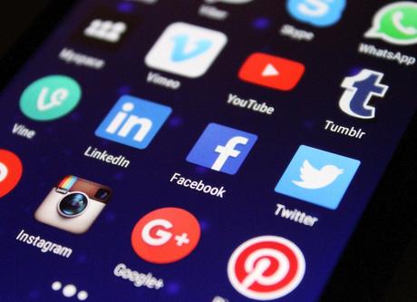 El auge publicitario de las redes sociales 'salva los muebles' del sector del marketing digital en 2021