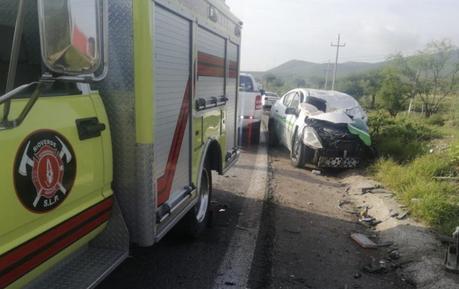 Fallece taxista en accidente carretero en Rioverde
