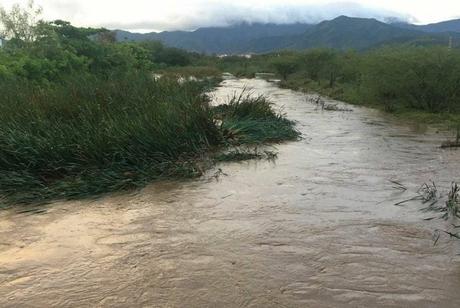 Al menos cuatro municipios de Margarita afectados por paso de onda tropical