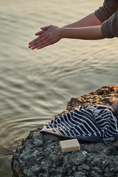 delikatissen toallas diseño nórdico toallas de verano toallas de playa toallas de piscina toallas de diseño toallas de baño toallas bonitas textiles diseño nórdico sea towels scandinavian textiles scandinavian design towels scandinavian design textiles pool towles beach towels  