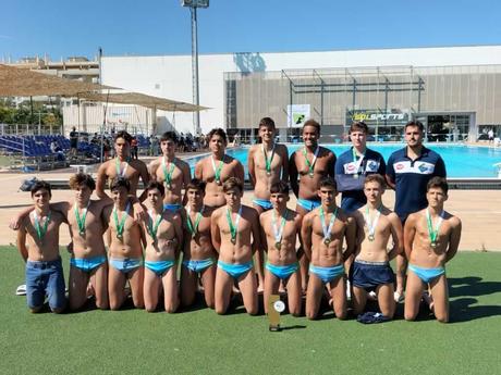 El C.W. Dos Hermanas PQS, campeón de la Liga Andaluza cadete y subcampeón alevín Recibidos El C.W. Dos Hermanas PQS, campeón de la Liga Andaluza cadete y subcampeón alevín Recibidos