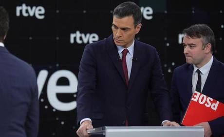 Pedro Sánchez Iván Redondo creen 