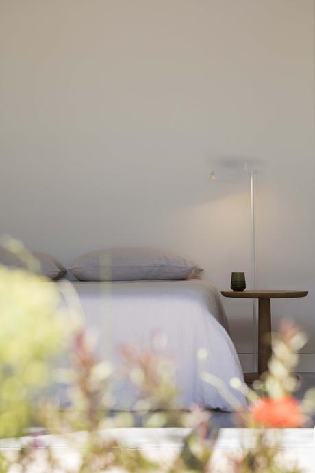 delikatissen vistas al mediterráneo villa de verano villa de hormigón con piscina spanish home open kitchen open concept estilo moderno minimalista estilo contemporáneo estilo bruto decoración interiores decoración girona coastal spain casa de hormigón delikatissen vistas al mediterráneo villa de verano villa de hormigón con piscina spanish home open kitchen open concept estilo moderno minimalista estilo contemporáneo estilo bruto decoración interiores decoración girona coastal spain casa de hormigón