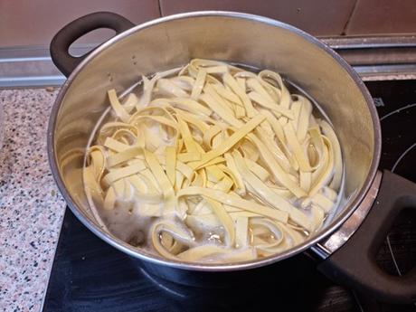 Fettucine con salsa Alfredo, receta auténtica